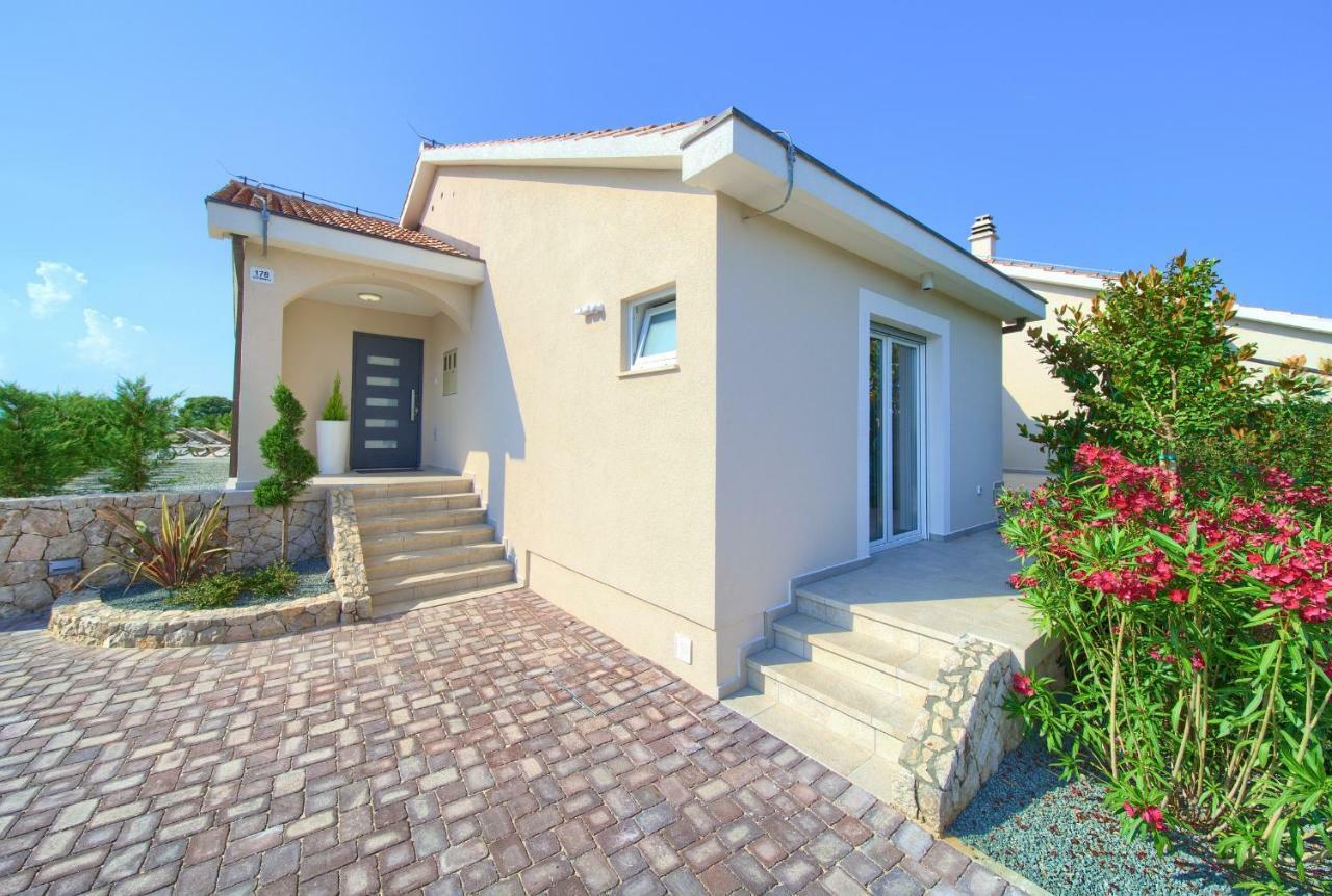 Holiday Home Elegant Vrh  Exterior photo