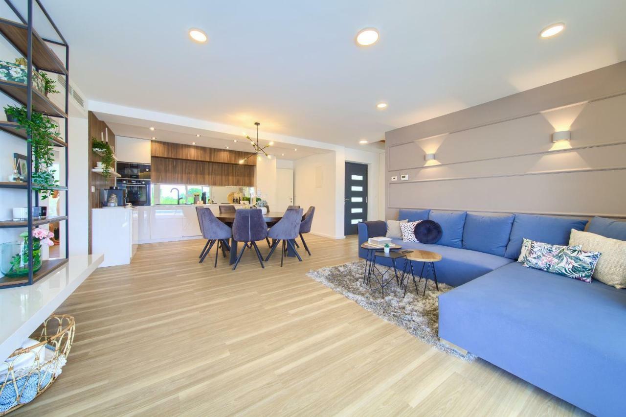 Holiday Home Elegant Vrh  Exterior photo