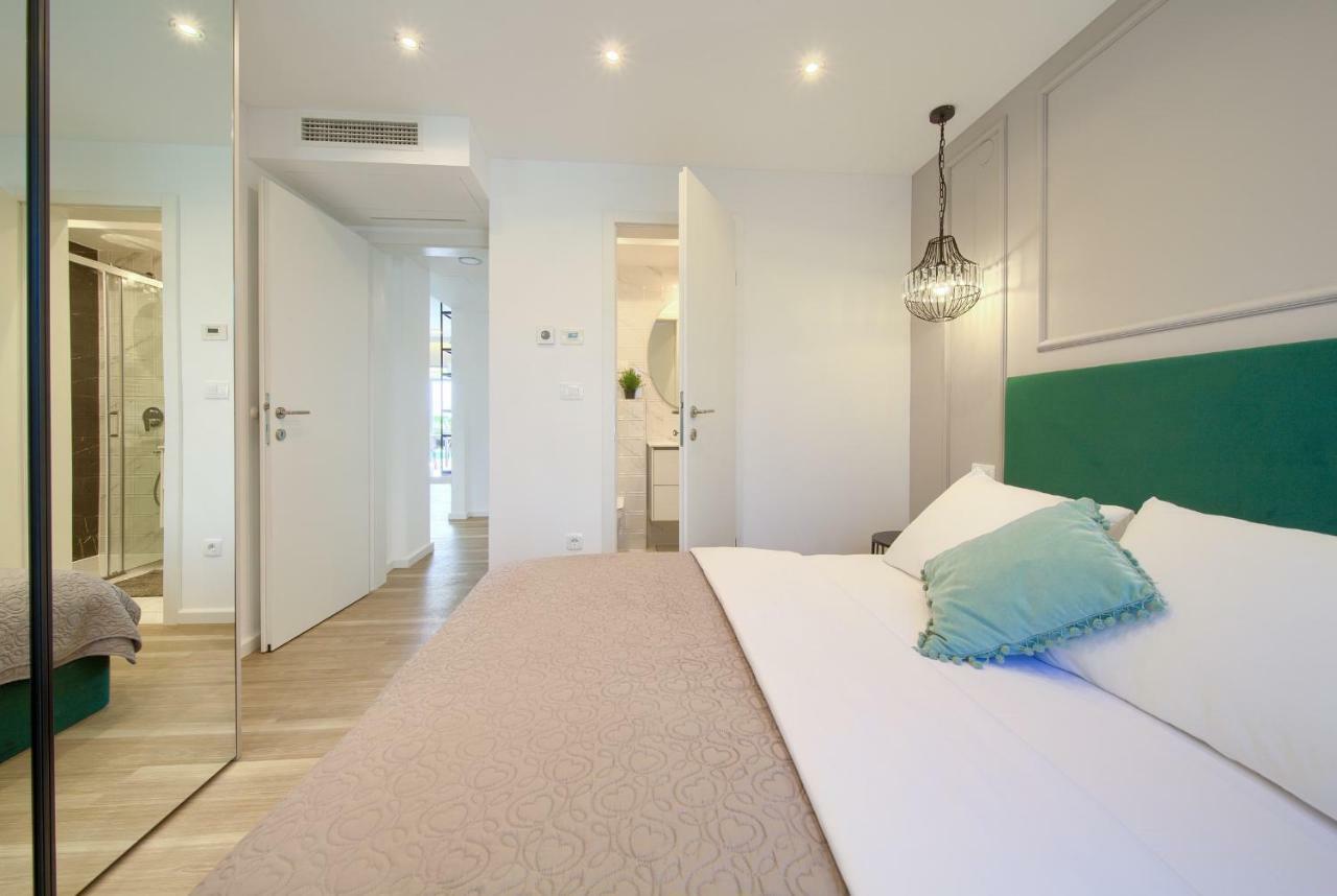 Holiday Home Elegant Vrh  Exterior photo